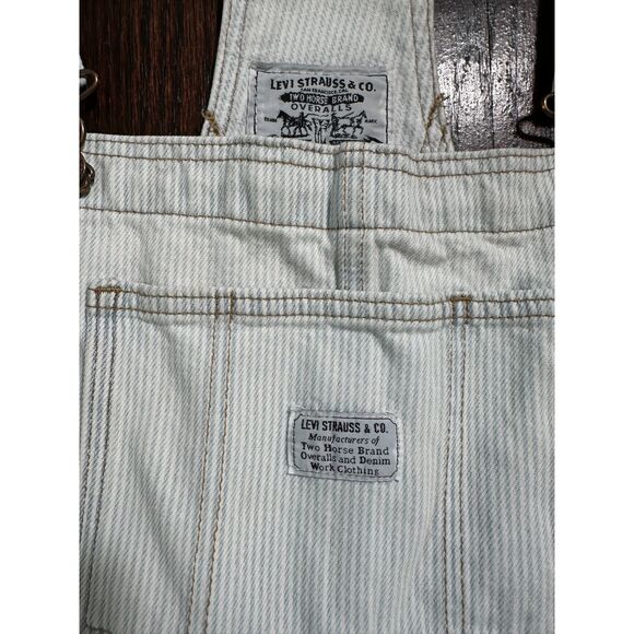 Vintage Levi Strauss & Co Light Wash Striped Shortalls Size Small - Picture 5 of 11